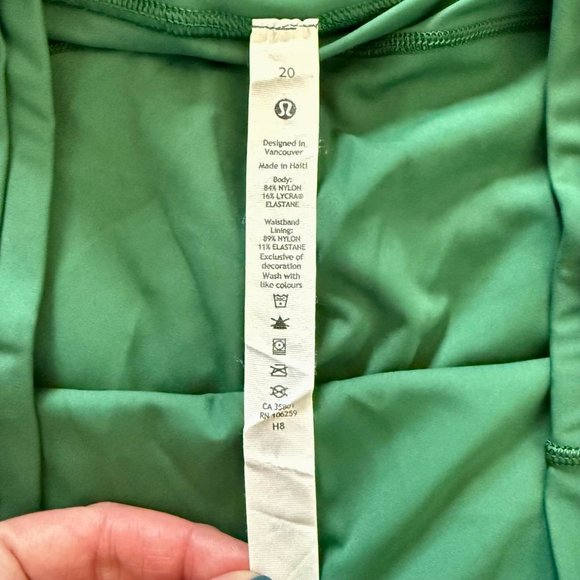 Lululemon Fast & Free Leggings High Rise Cropped 23" W/ Pockets Green Size 20 - Picture 7 of 13